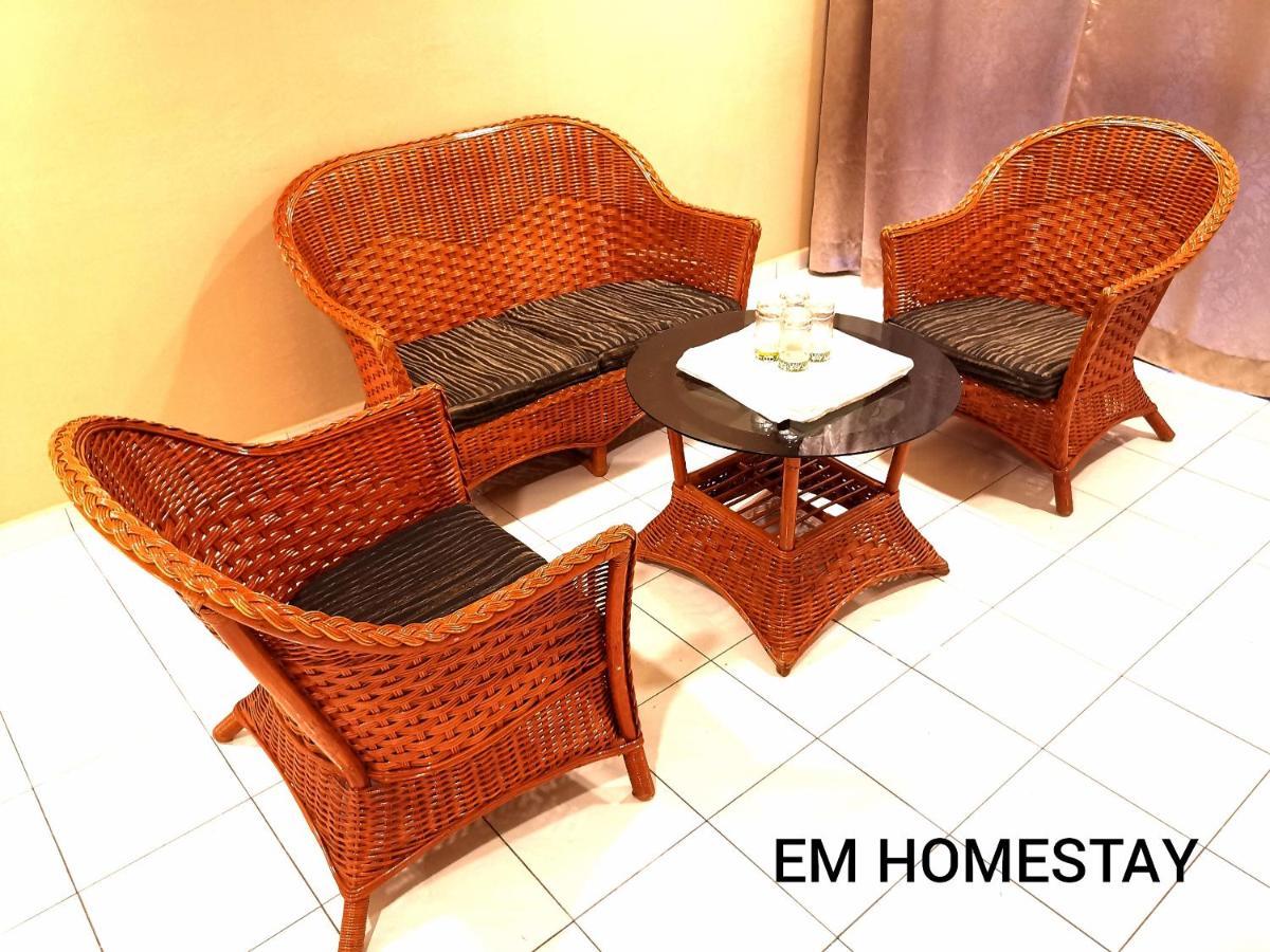 Em Homestay Pekan Pangkor Luaran gambar