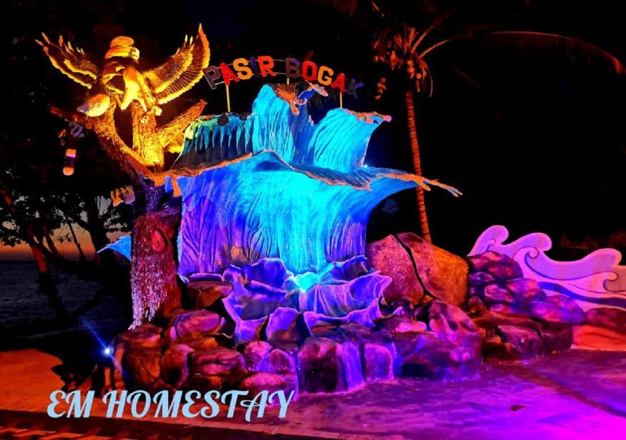 Em Homestay Pekan Pangkor Luaran gambar